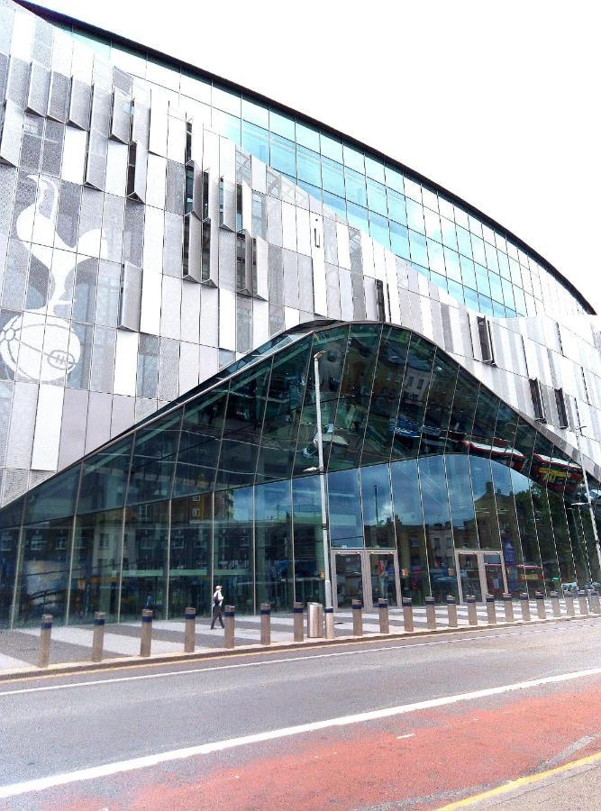 Avonnova Interiors Hotel London Exterior photo
